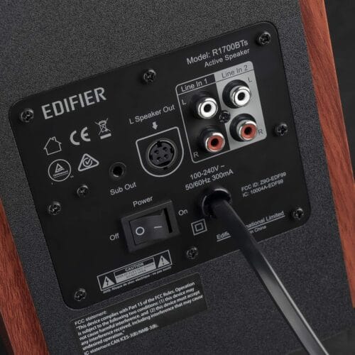 Edifier - Parlantes Bluetooth R1700BTs 66W RMS con aptX HD
